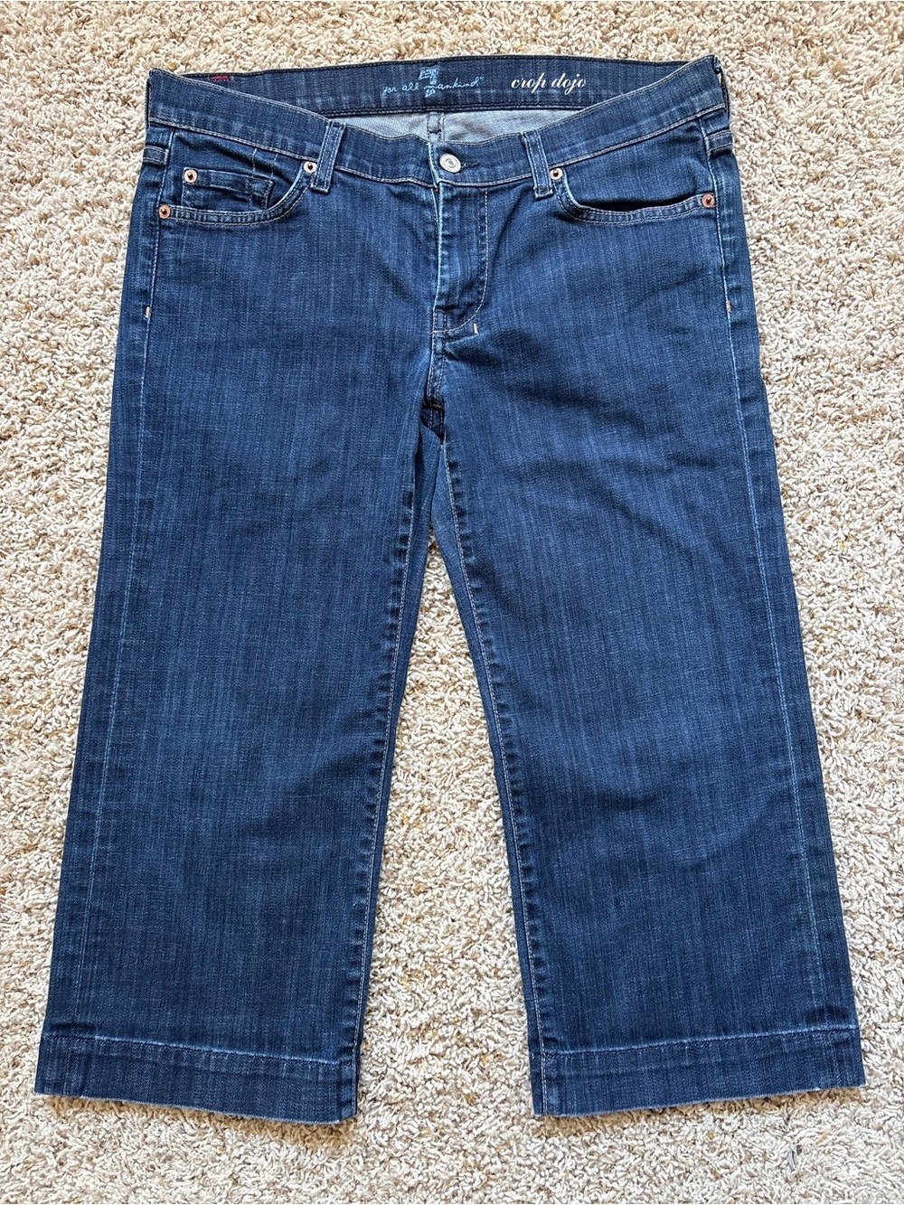 7FAM Crop Dojo Sz 31 Dark Wash